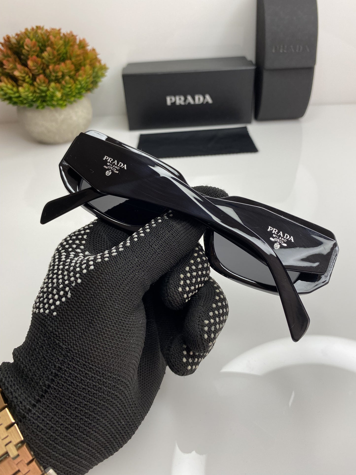 Pradaa Milano Black Unisex Sunglasses