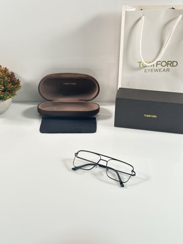 Tomforrd Specific Black Sunglasses