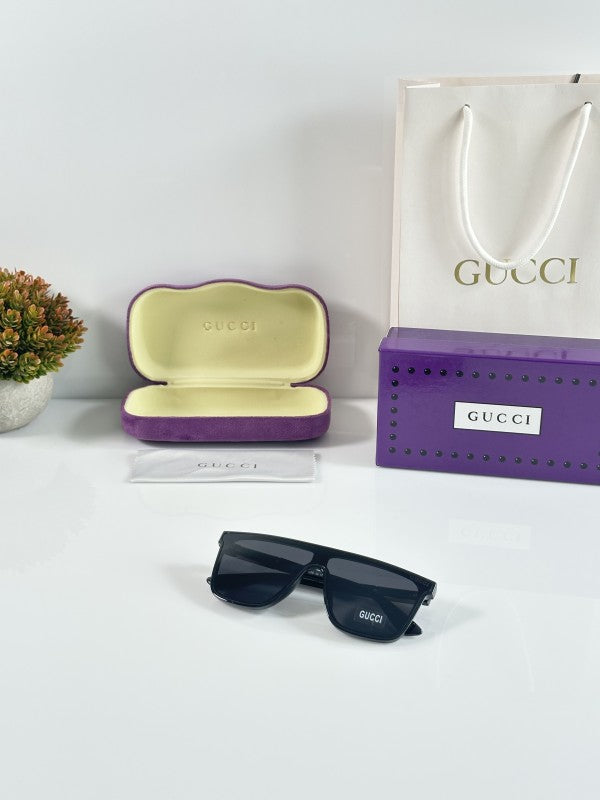Guccii Gold and Black Primium Edge Sunglasses