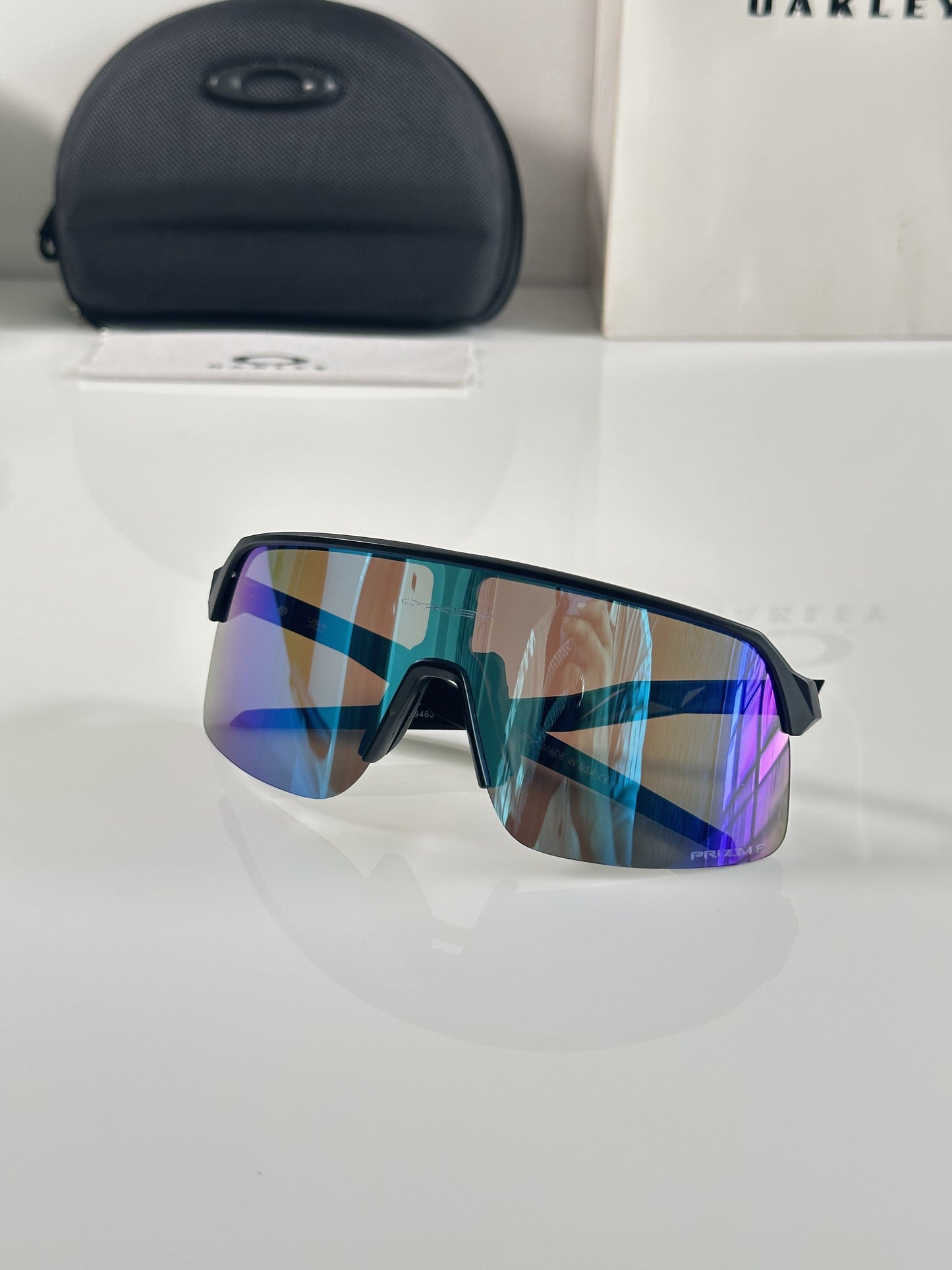 Oaklley Black Aqua Asthetic Sport Sunglasses