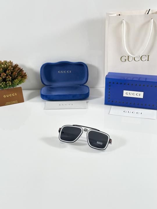 Guccii Unisex Ice and Black Primium Sunglasses