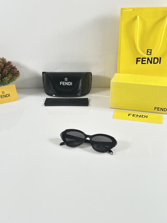 Fendii Classic Water Black Sunglasses