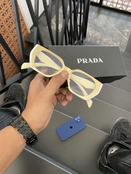 Pradaa Vera Luxe Sunglasses