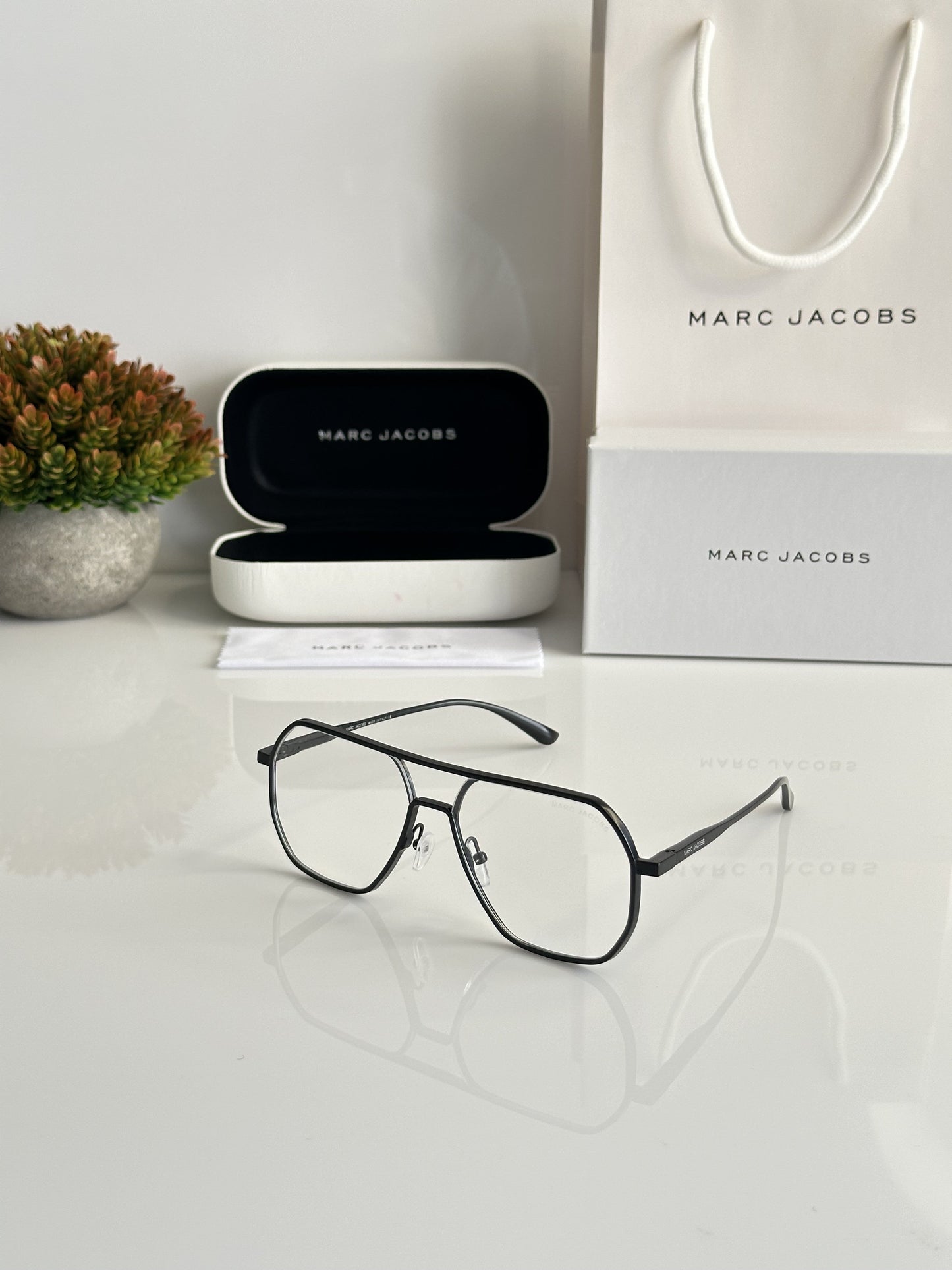 Marc Jaccobs Onyx Sunglasses