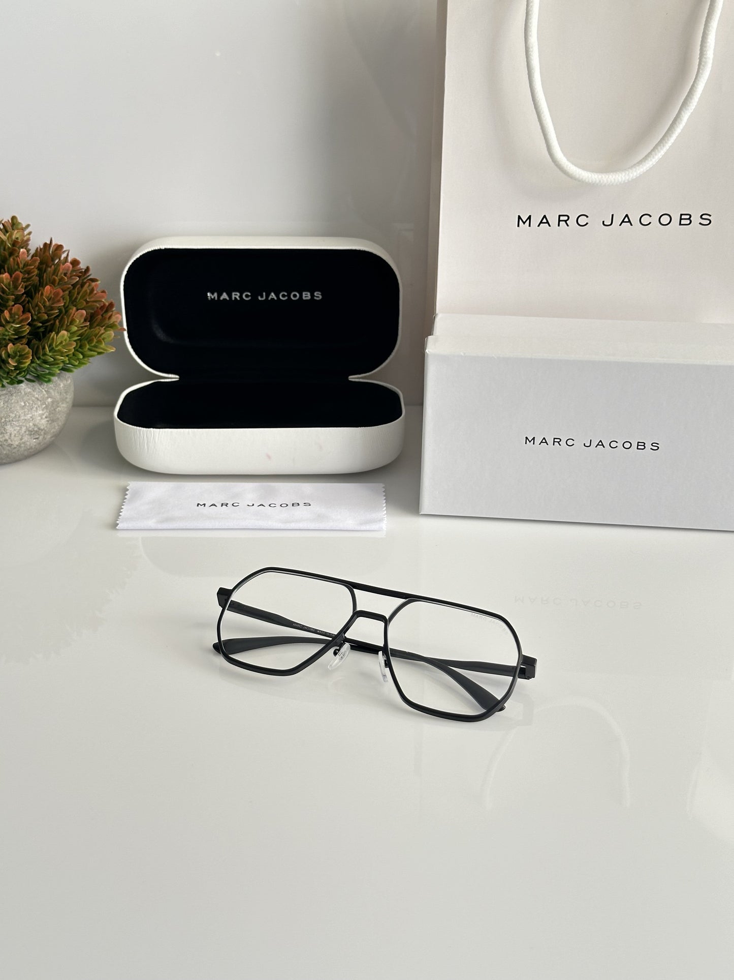 Marc Jaccobs Onyx Sunglasses