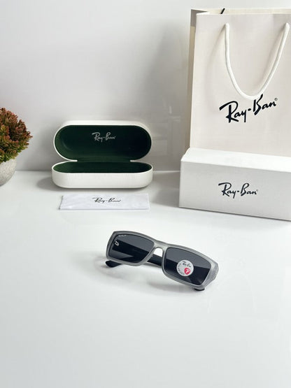 Raybann Classic Grey and Black Sunglasses