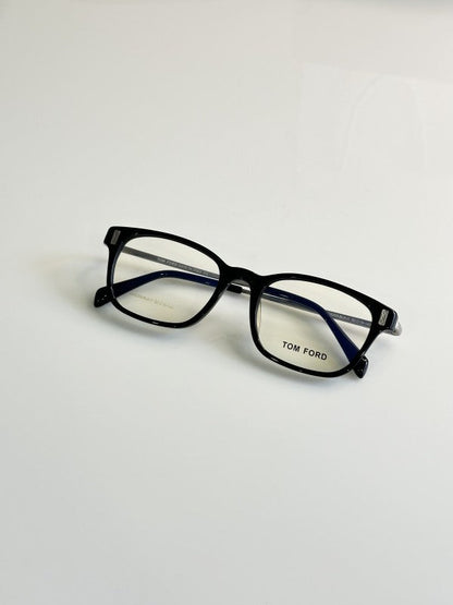 Tomforrd Elegant Silver Black Sunglasses