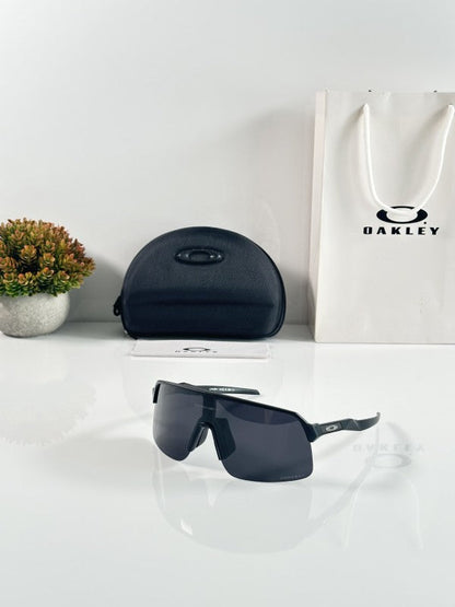 Oaklley Pitchman Sport Sunglasses