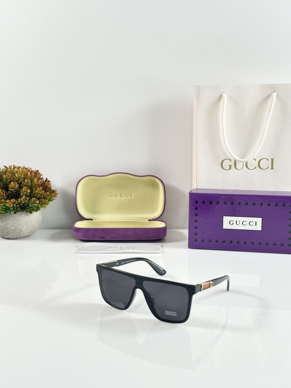 Guccii Gold and Black Primium Edge Sunglasses