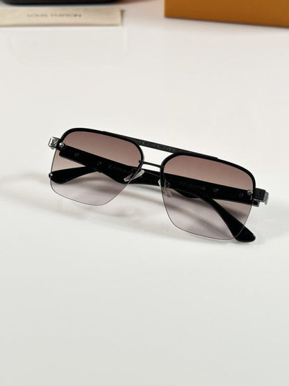 Louiis Vuitton Unique Gun and Brown Sunglasses