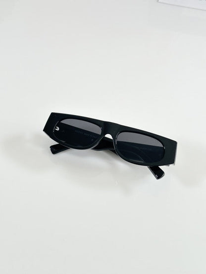 Guccii Elegent Black Sunglasses