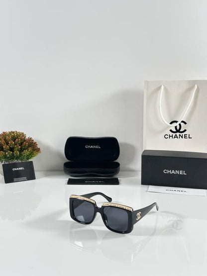Chanell Classic Elegent Gold Black Sunglasses